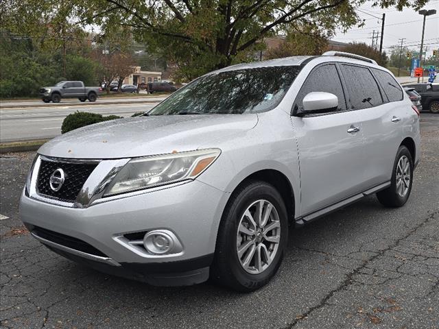 used 2016 Nissan Pathfinder car, priced at $7,950