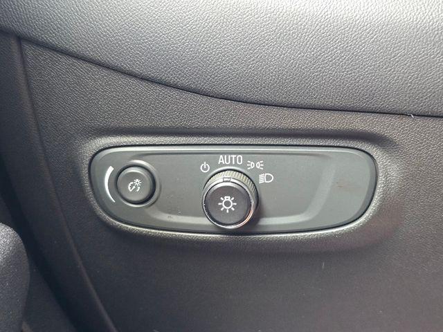 used 2022 Chevrolet Equinox car, priced at $20,082