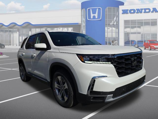 new 2025 Honda Pilot car, priced at $44,710