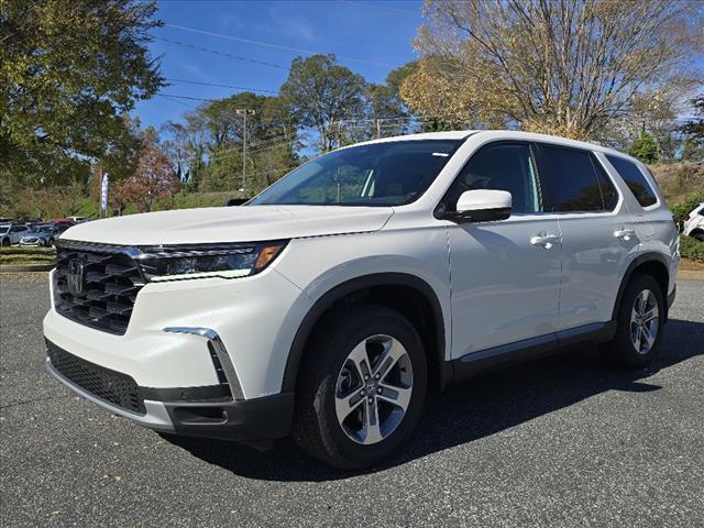 new 2025 Honda Pilot car, priced at $44,710