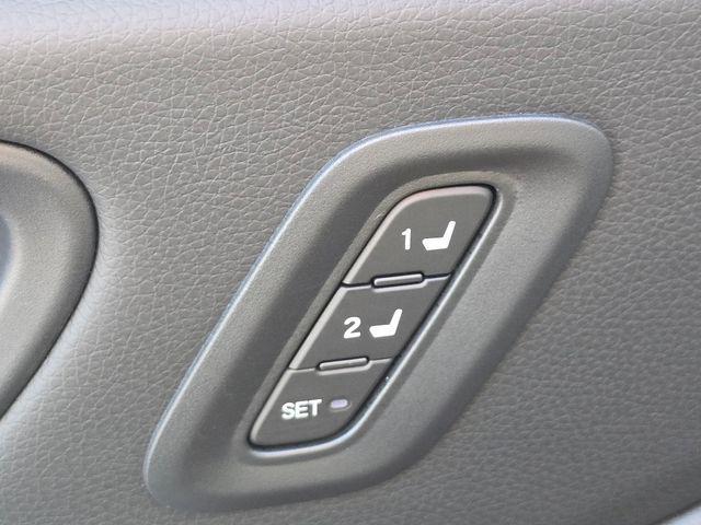 used 2025 Honda Pilot car, priced at $43,991
