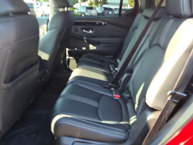 used 2025 Honda Pilot car, priced at $43,991