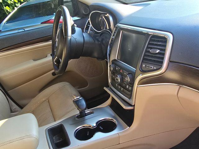 used 2015 Jeep Grand Cherokee car, priced at $10,335