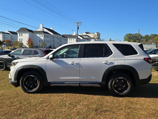 new 2025 Honda Pilot car, priced at $46,955