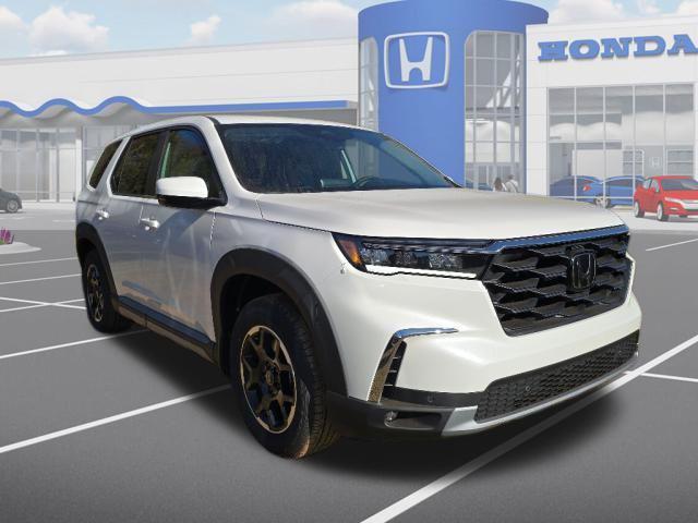 new 2025 Honda Pilot car, priced at $46,955