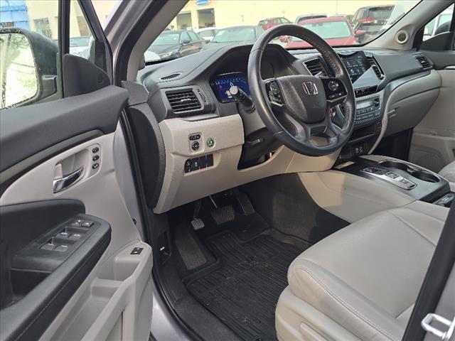 used 2022 Honda Pilot car, priced at $33,500