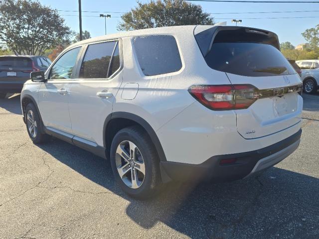 new 2025 Honda Pilot car, priced at $44,428