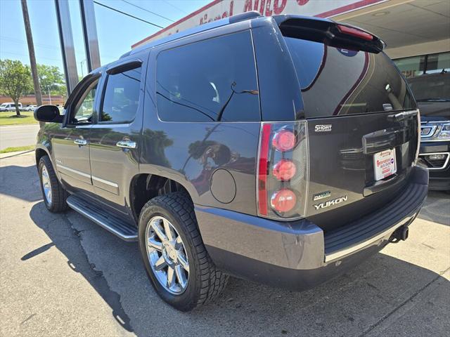 used 2011 GMC Yukon car, priced at $11,995