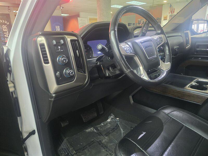 used 2018 GMC Sierra 1500 car, priced at $27,995