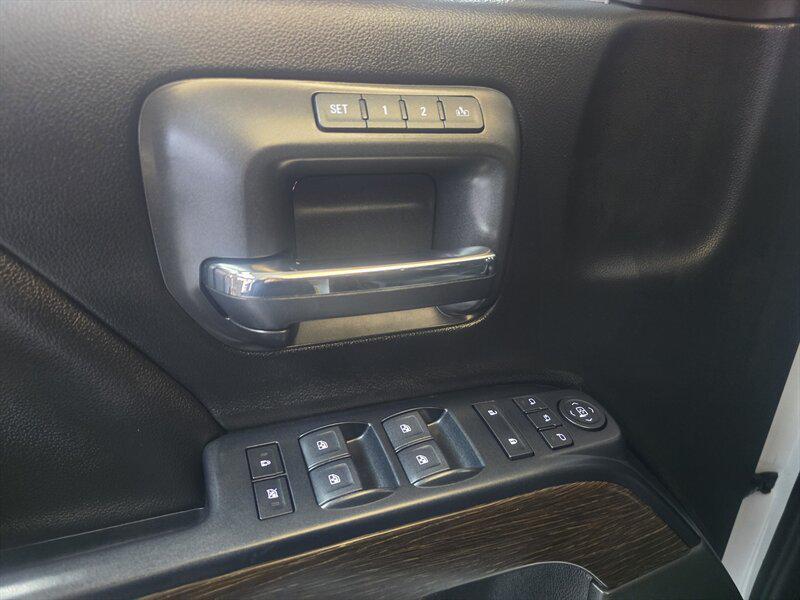 used 2018 GMC Sierra 1500 car, priced at $27,995