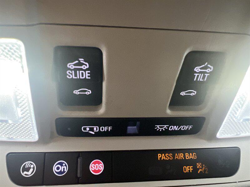 used 2020 Chevrolet Traverse car, priced at $25,995