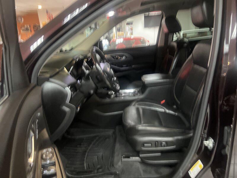 used 2020 Chevrolet Traverse car, priced at $25,995