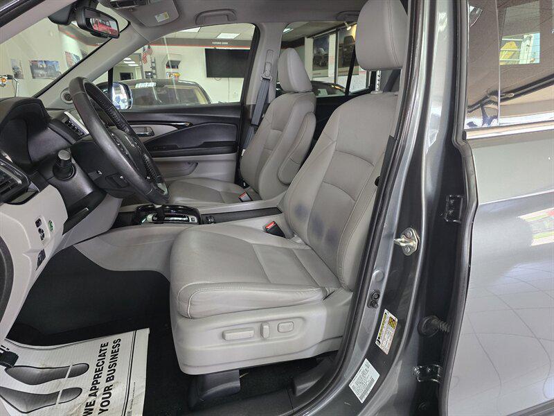 used 2019 Honda Ridgeline car, priced at $25,995