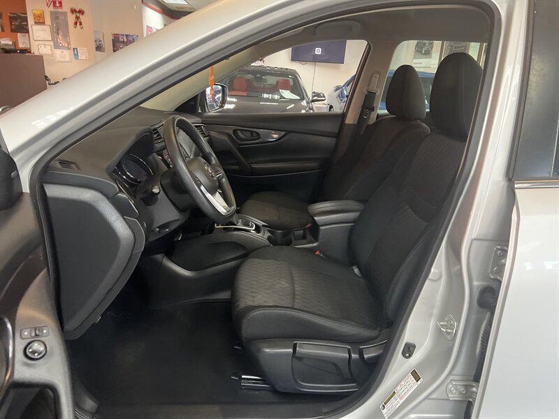 used 2019 Nissan Rogue car, priced at $12,995