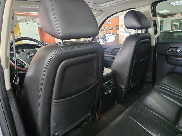 used 2010 Cadillac Escalade ESV car, priced at $16,995