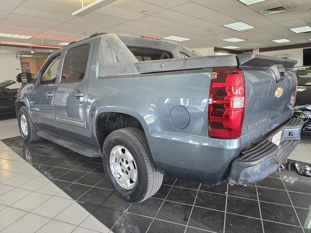 used 2011 Chevrolet Avalanche car, priced at $10,995