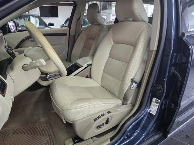 used 2008 Volvo XC70 car, priced at $6,995