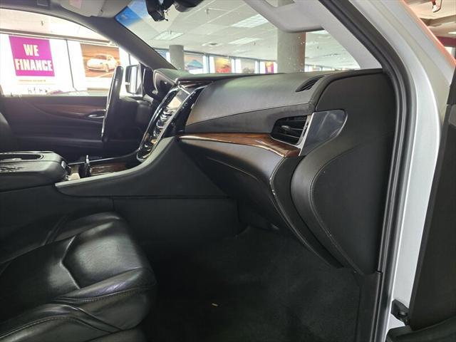 used 2017 Cadillac Escalade ESV car, priced at $21,995