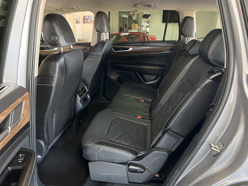 used 2024 Volkswagen Atlas car, priced at $28,995