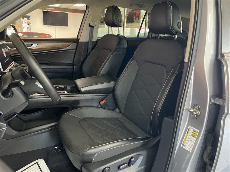 used 2024 Volkswagen Atlas car, priced at $28,995
