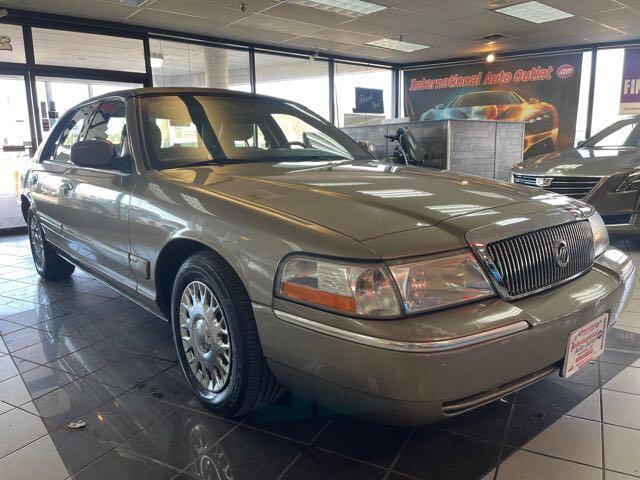 used 2004 Mercury Grand Marquis car, priced at $8,995