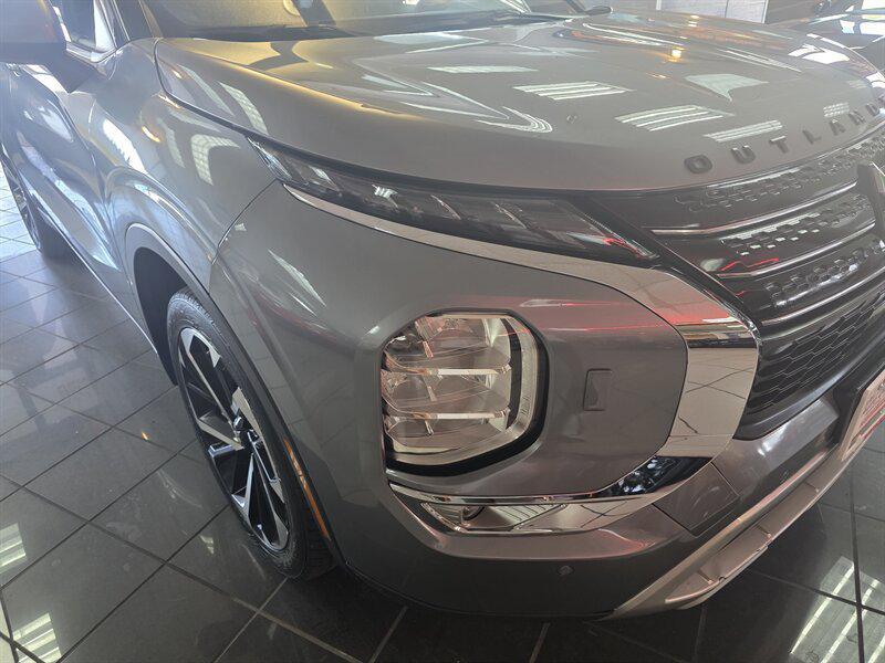 used 2022 Mitsubishi Outlander car, priced at $17,995