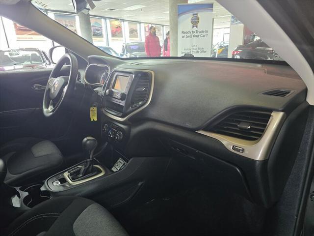 used 2016 Jeep Cherokee car, priced at $9,995