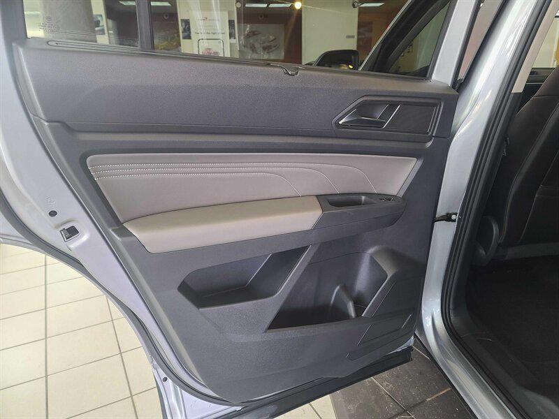 used 2021 Volkswagen Atlas car, priced at $21,995