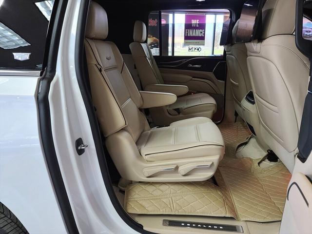 used 2022 Cadillac Escalade ESV car, priced at $99,995