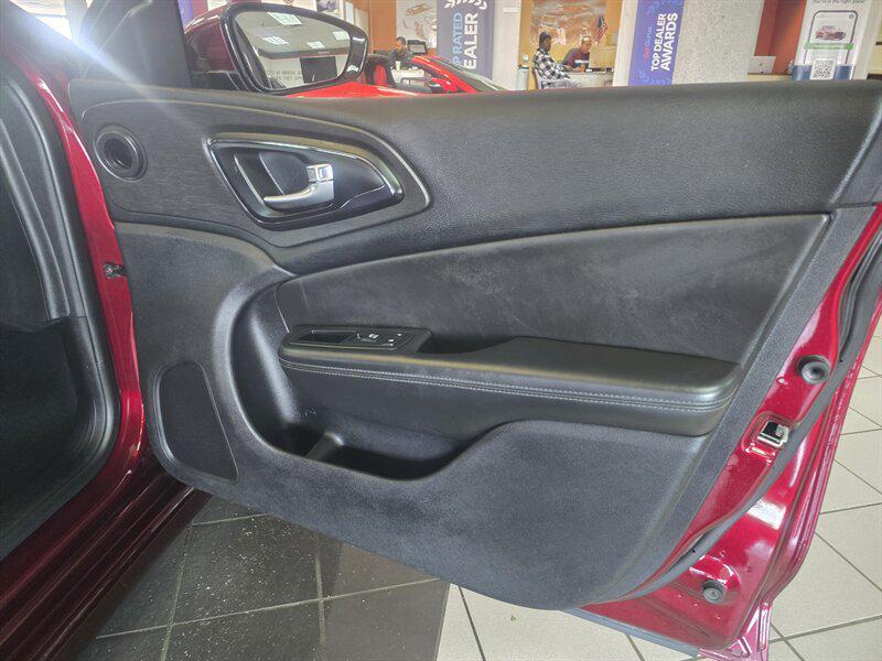 used 2016 Chrysler 200 car, priced at $9,995