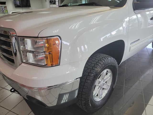 used 2013 GMC Sierra 1500 car, priced at $13,995