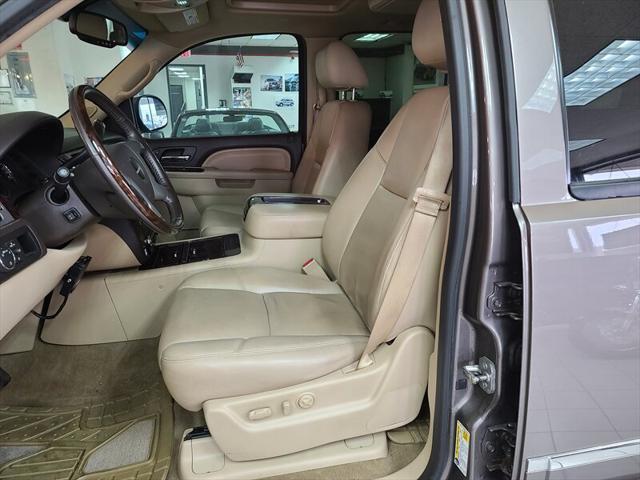 used 2013 GMC Yukon car, priced at $12,995