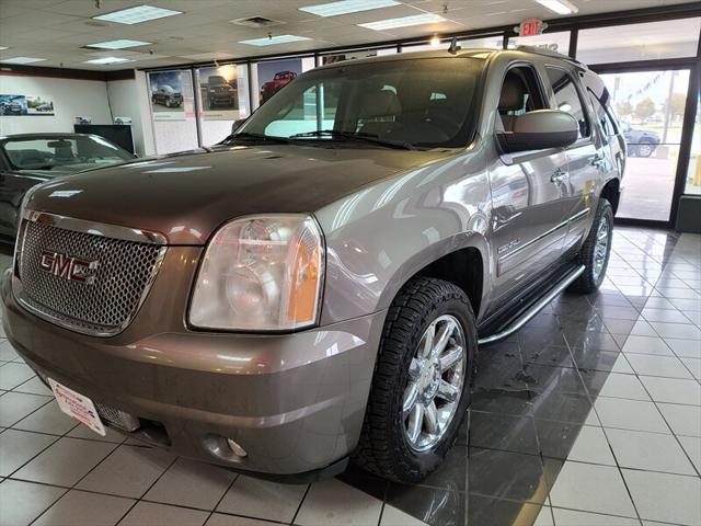 used 2013 GMC Yukon car, priced at $12,995