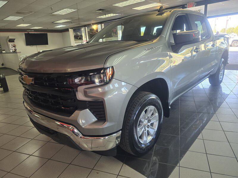 used 2025 Chevrolet Silverado 1500 car, priced at $37,995