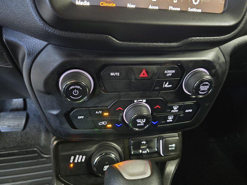 used 2023 Jeep Renegade car, priced at $18,995