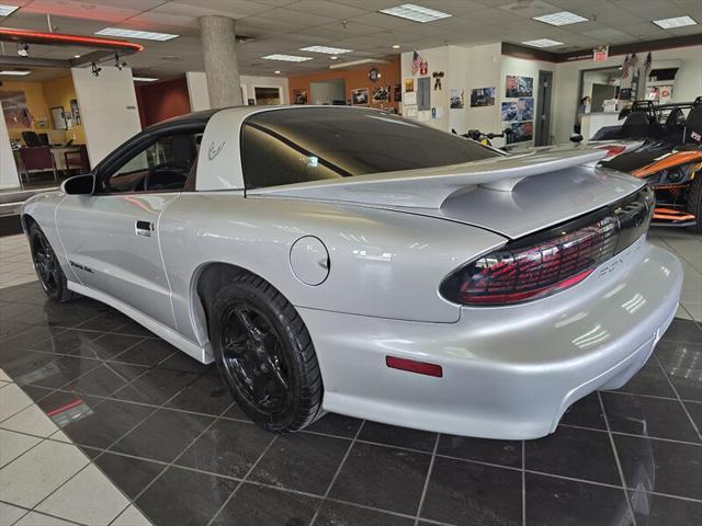 used 1995 Pontiac Firebird car, priced at $10,995