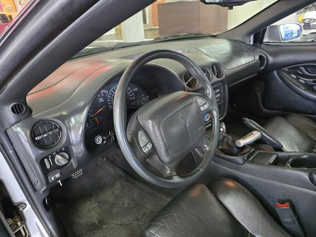 used 1995 Pontiac Firebird car, priced at $10,995