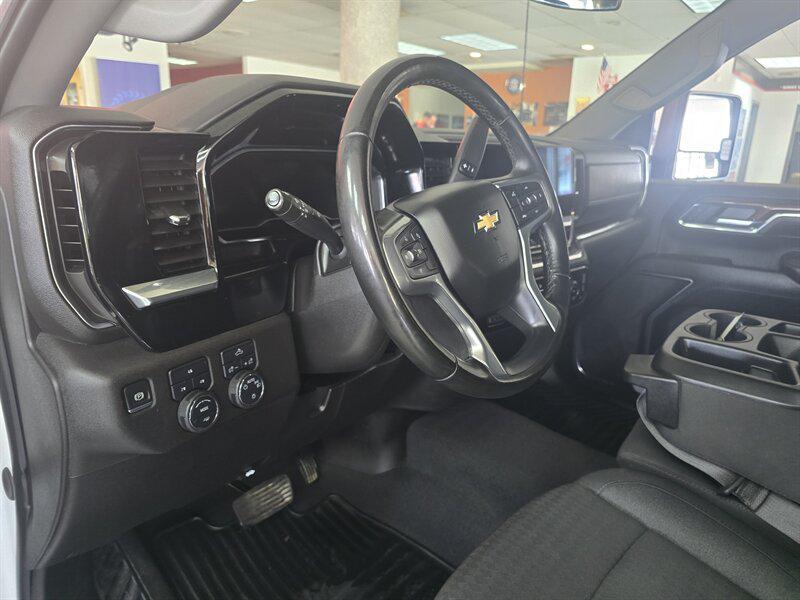 used 2024 Chevrolet Silverado 2500 car, priced at $49,995