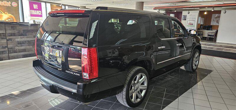 used 2011 Cadillac Escalade ESV car, priced at $18,999