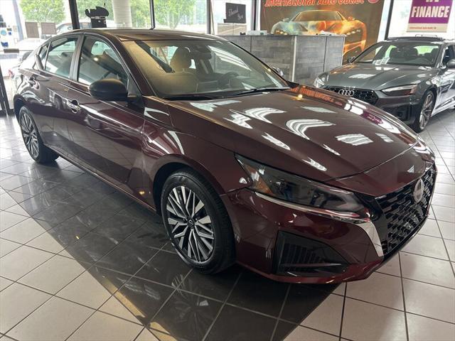 used 2025 Nissan Altima car, priced at $15,995