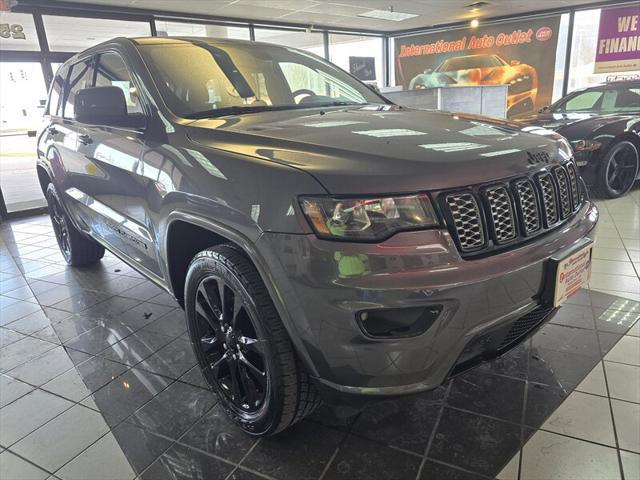 used 2017 Jeep Grand Cherokee car, priced at $16,995