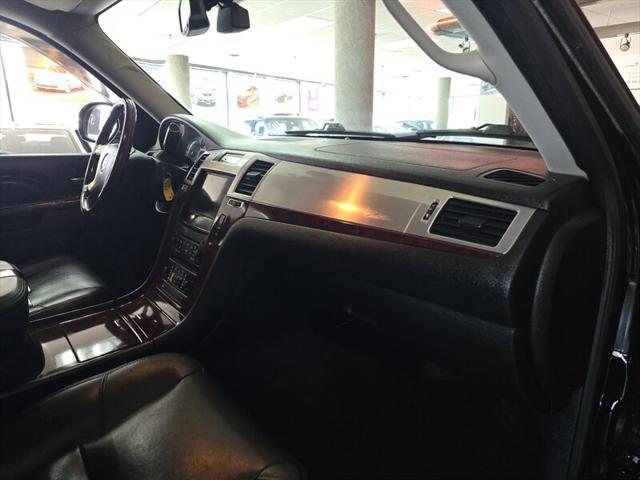 used 2011 Cadillac Escalade ESV car, priced at $11,995