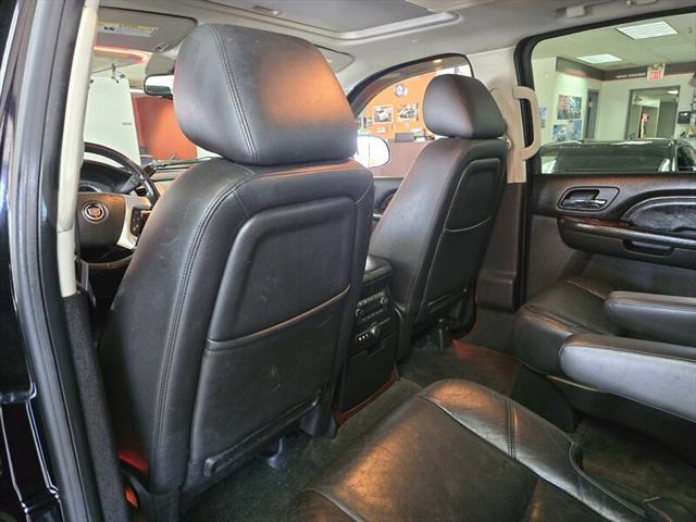 used 2011 Cadillac Escalade ESV car, priced at $11,995