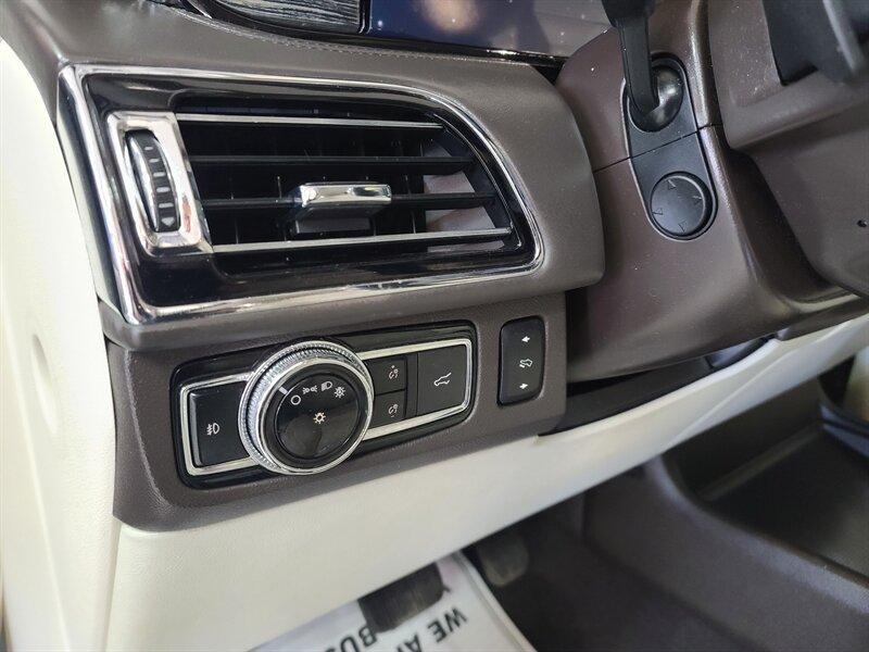 used 2020 Lincoln Navigator car, priced at $37,995