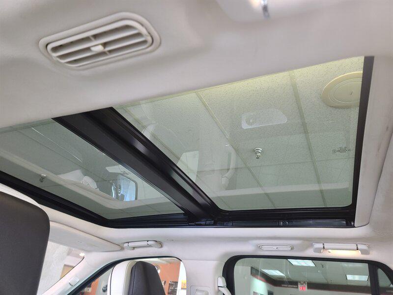 used 2020 Lincoln Navigator car, priced at $31,995