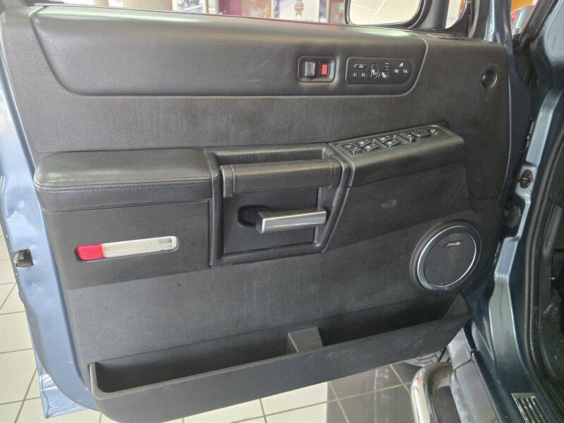 used 2005 Hummer H2 car, priced at $16,995