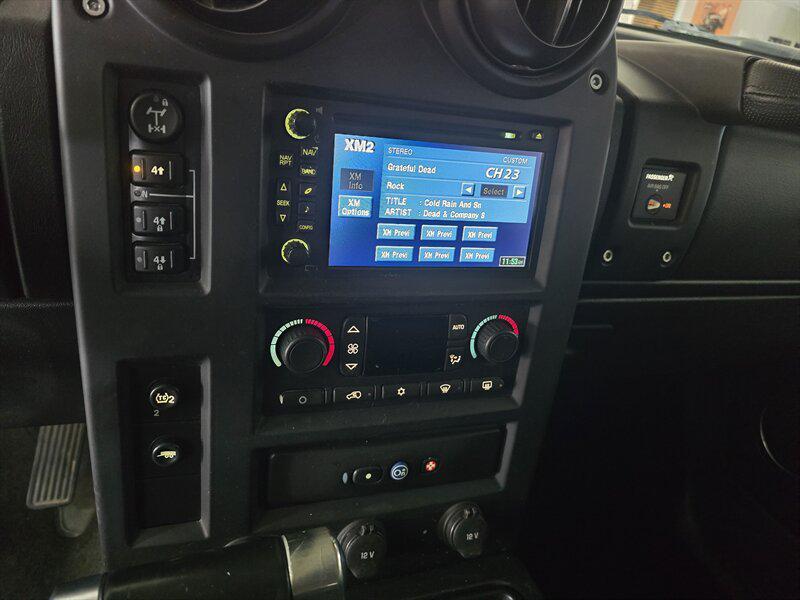 used 2005 Hummer H2 car, priced at $16,995
