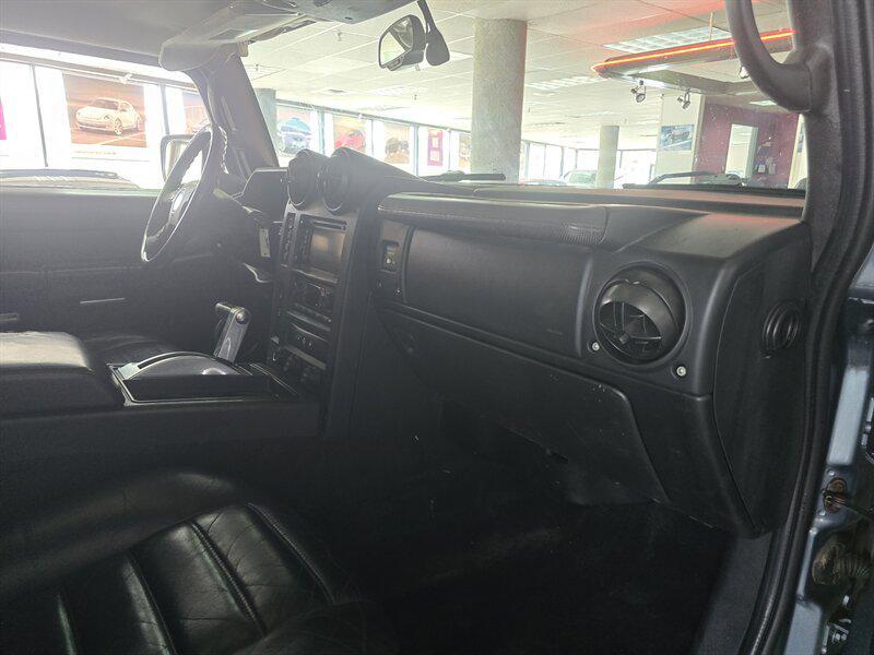 used 2005 Hummer H2 car, priced at $16,995