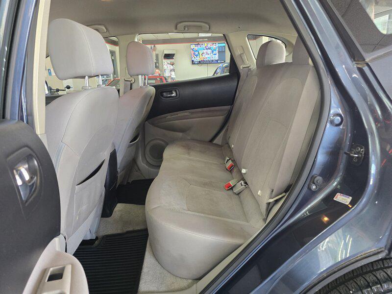 used 2015 Nissan Rogue Select car, priced at $6,495