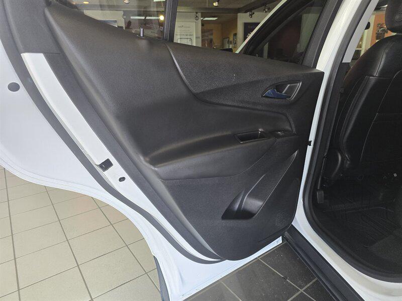used 2022 Chevrolet Equinox car, priced at $15,995